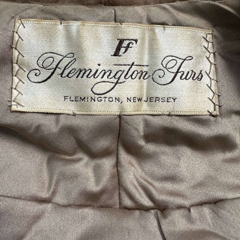 Elegant Vintage Brown Mink Fur Women's - Picture 6 of 7